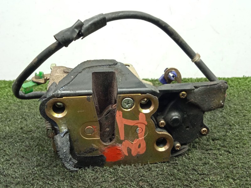 Recambio de cerradura puerta delantera izquierda para isuzu n-series npr / nqr 4.8 referencia OEM IAM SIN REFERENCIA  3.PINES