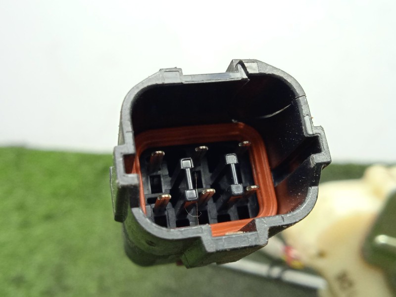 Recambio de cerradura puerta delantera derecha para kia sorento 2.5 crdi cat referencia OEM IAM SIN REFERENCIA  