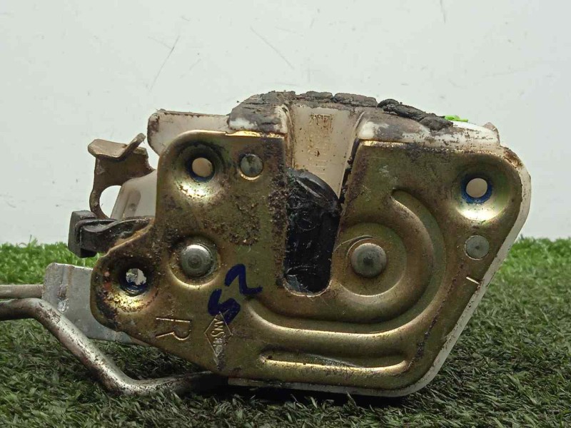 Recambio de cerradura puerta delantera derecha para mitsubishi galloper (hyundai) 2.5 td cat referencia OEM IAM MB669132 MECANIC