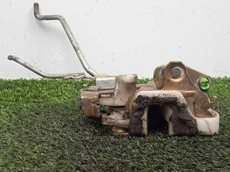 Recambio de cerradura puerta delantera derecha para mitsubishi galloper (hyundai) 2.5 td cat referencia OEM IAM MB669132 MECANIC