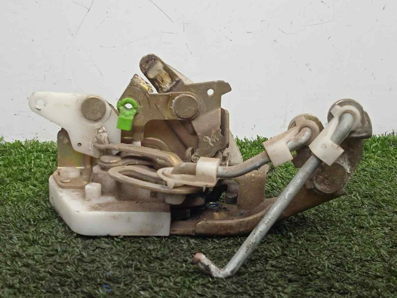 Recambio de cerradura puerta trasera derecha para mitsubishi galloper (hyundai) 2.5 td cat referencia OEM IAM MR313744 MECANICA 