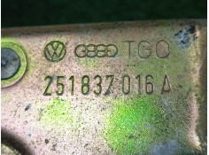 Recambio de cerradura puerta delantera derecha para volkswagen transporter t3 caja/chasis (24_) 1.6 td referencia OEM IAM 251837 2