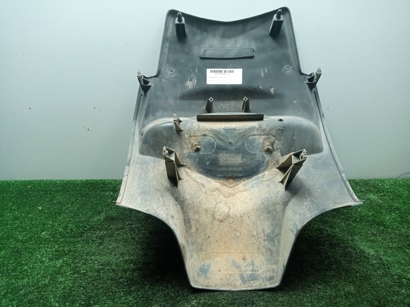 Recambio de guardabarros trasero para honda nt 700 v deauville referencia OEM IAM 80101MEW9200  