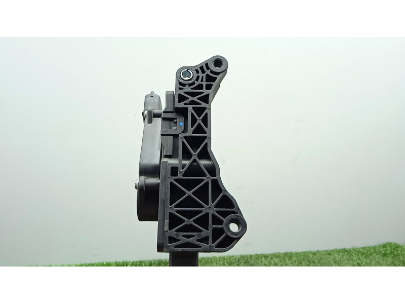 Recambio de potenciometro pedal para ssangyong kyron 2.0 xdi referencia OEM IAM CDQ100 - K2055009100 - JY10D03143  6.PINES