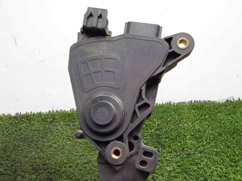 Recambio de potenciometro pedal para dacia dokker 1.5 dci diesel fap cat referencia OEM IAM 180108712R  
