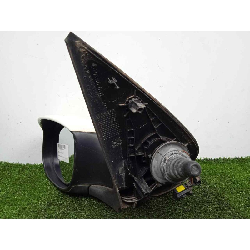 Recambio de retrovisor izquierdo para peugeot 206 berlina 1.4 hdi referencia OEM IAM SINREFERENCIA MANUAL BLANCO