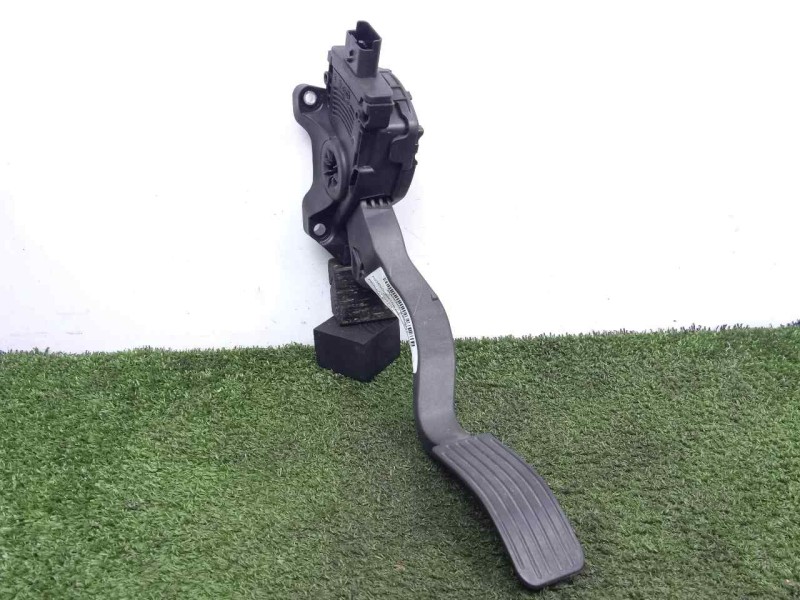 Recambio de potenciometro pedal para peugeot 207 cc 1.6 16v referencia OEM IAM 9682805780 - 6PV00908351  