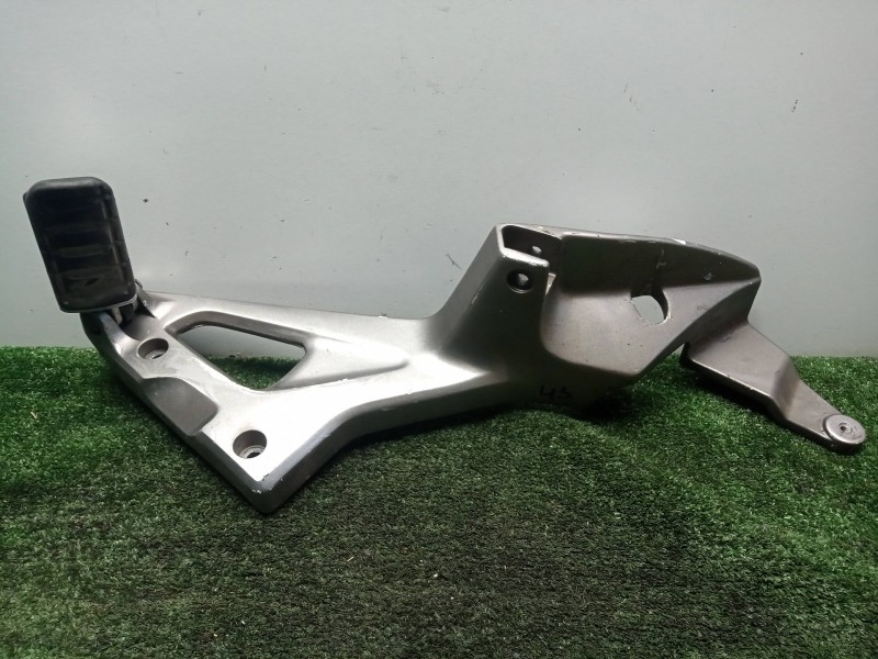 Recambio de estribo para honda nt 700 v deauville referencia OEM IAM 50600MEWA9200 DERECHO 