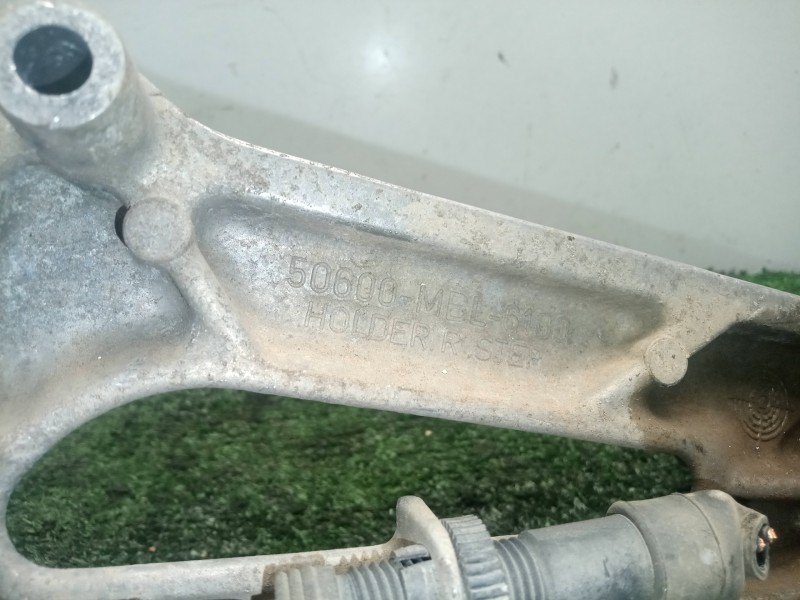 Recambio de posapie para honda nt 700 v deauville nt 650 v deauville (rc47) referencia OEM IAM 50600MBL6100 DERECHO 