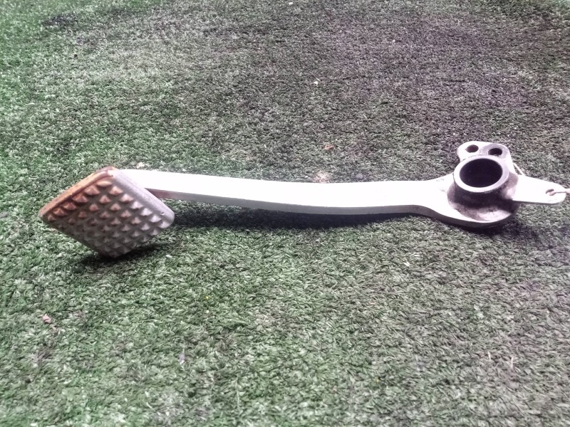 Recambio de pedal freno para honda nt 700 v deauville referencia OEM IAM 46500MEW920  