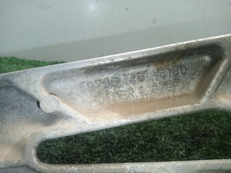 Recambio de posapie para honda nt 700 v deauville nt 650 v deauville (rc47) referencia OEM IAM 50700MBL6100 IZQUIERDO 