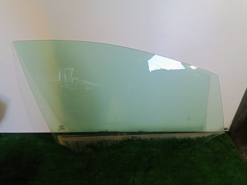 Recambio de luna delantera derecha para ford c-max 2.0 tdci cat referencia OEM IAM   