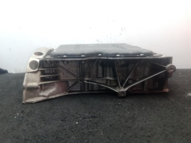 Recambio de carter para nissan x-trail ii (t31) 2.0 dci 4x4 referencia OEM IAM 8200795039  