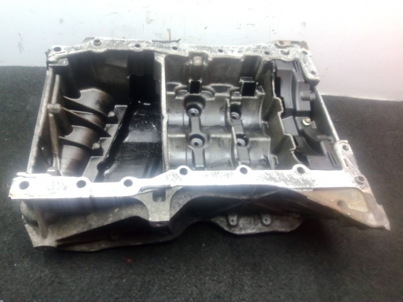 Recambio de carter para opel vivaro a furgoneta (x83) 2.0 cdti (f7) referencia OEM IAM 8200795039  