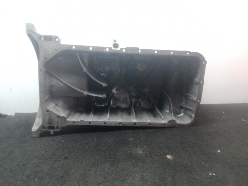 Recambio de carter para mercedes-benz vito (w638) combi 108 cdi (638.194) referencia OEM IAM R6110140202  