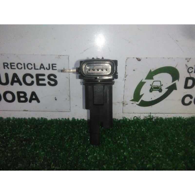 Recambio de caudalimetro para toyota land cruiser (j15) 3.0 turbodiesel cat referencia OEM IAM 2220430020-1974005090 5.PINES DEN