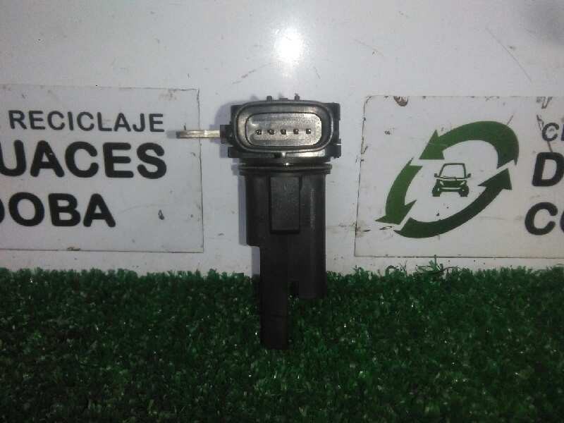 Recambio de caudalimetro para toyota land cruiser (j15) 3.0 turbodiesel cat referencia OEM IAM 2220430020-1974005090 5.PINES DEN