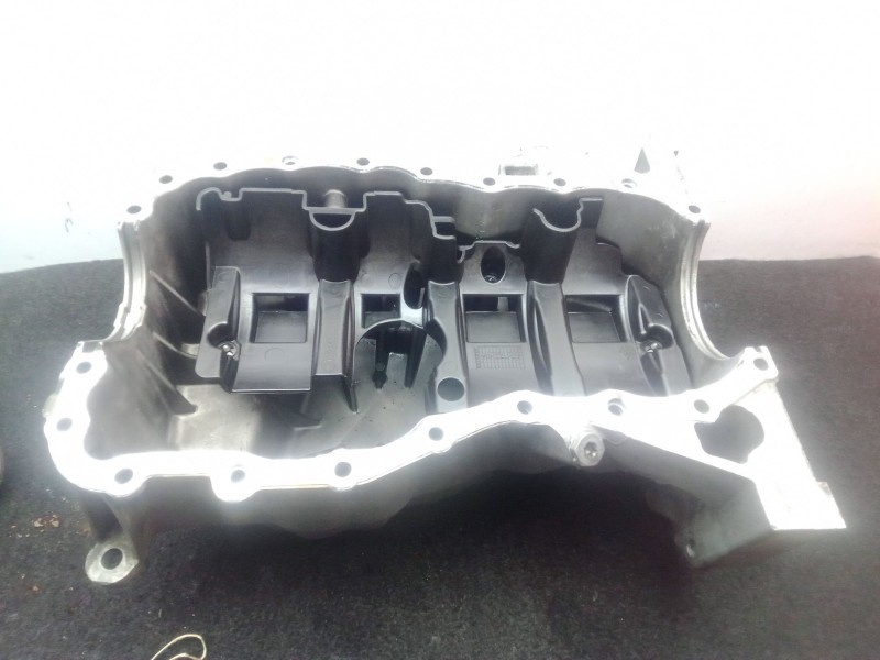 Recambio de carter para dacia logan mcv (ks_) 1.5 dci (ks0k) referencia OEM IAM 8200953476  