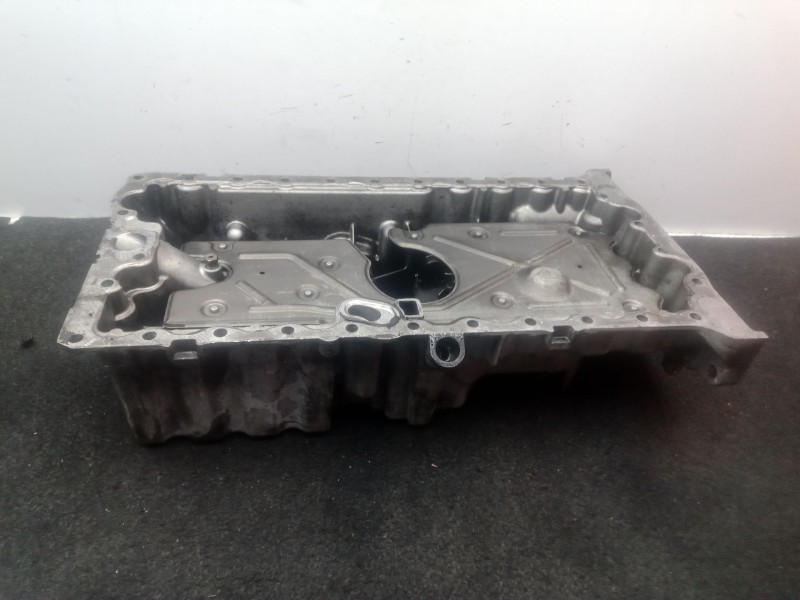 Recambio de carter para volvo s80 i (184) d5 referencia OEM IAM 30713677A  