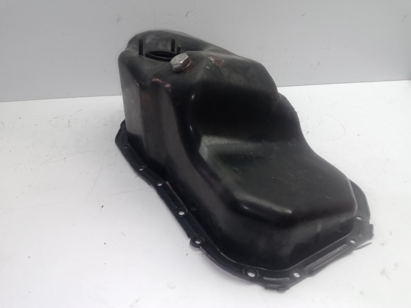 Recambio de carter para volkswagen touran (1t3) 1.2 tsi referencia OEM IAM 03C103601BH  