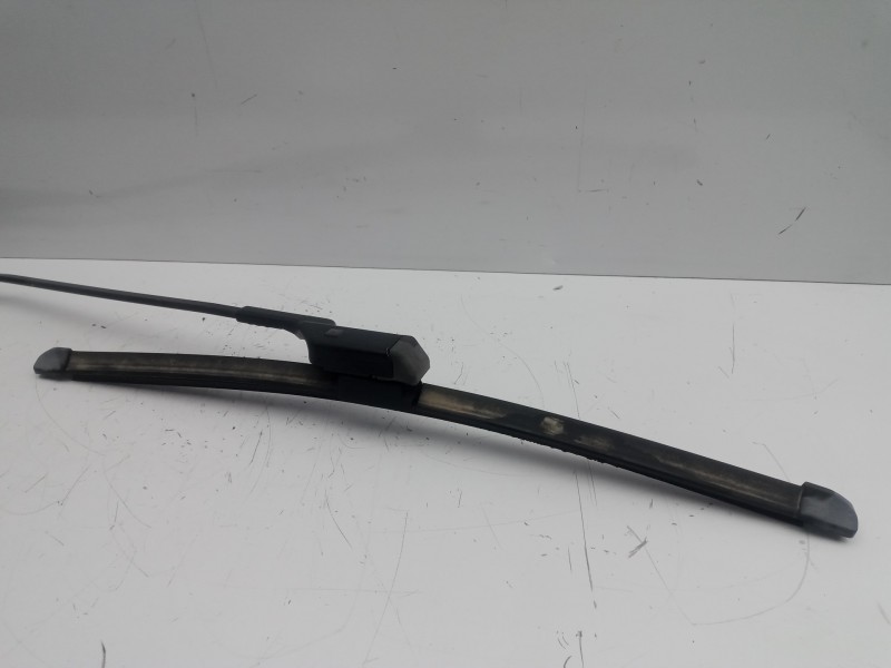 Recambio de brazo limpia delantero derecho para ford kuga (cbv) 2.0 tdci cat referencia OEM IAM   