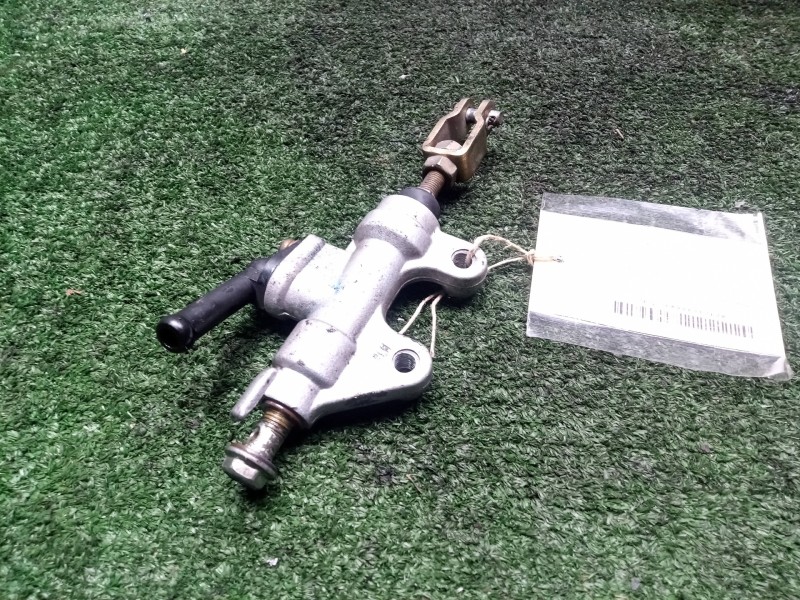 Recambio de bomba freno para hyosung gt 650i referencia OEM IAM 69600HM8100 TRASERA 