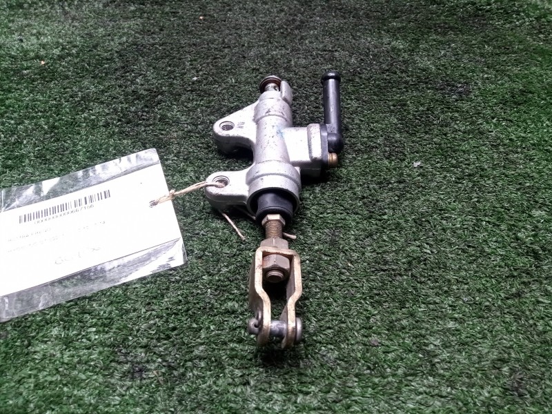 Recambio de bomba freno para hyosung gt 650i referencia OEM IAM 69600HM8100 TRASERA 