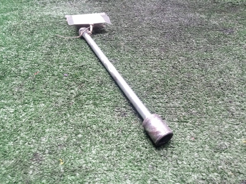 Recambio de soporte motor para hyosung gt 650i referencia OEM IAM 41181HN9101  