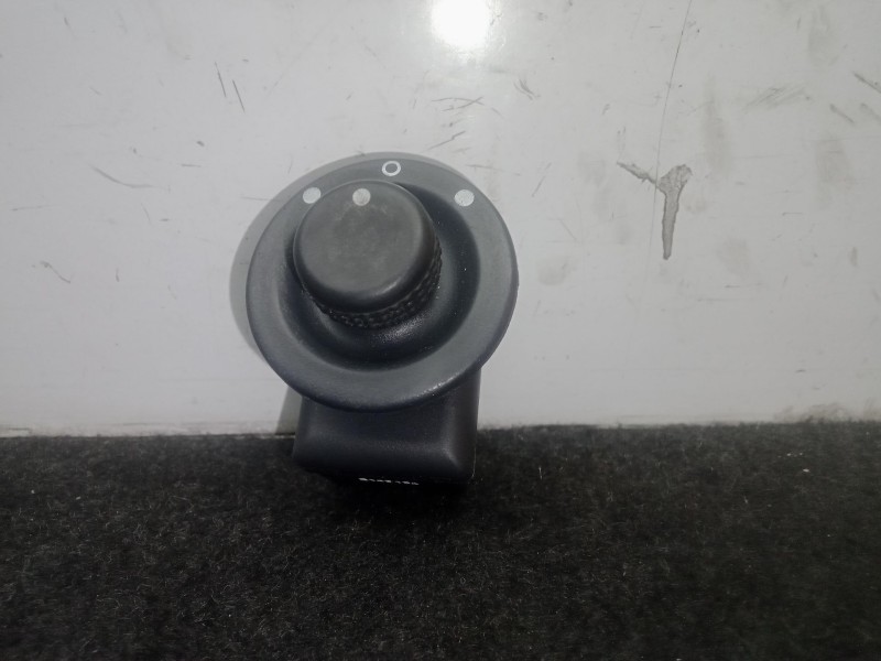 Recambio de mando retrovisor para dacia duster (hs_) 1.5 dci (hsaj) referencia OEM IAM 8200002442B  