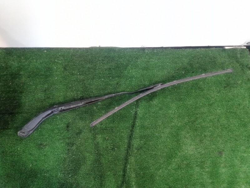 Recambio de brazo limpia delantero derecho para ford c-max 2.0 tdci cat referencia OEM IAM   