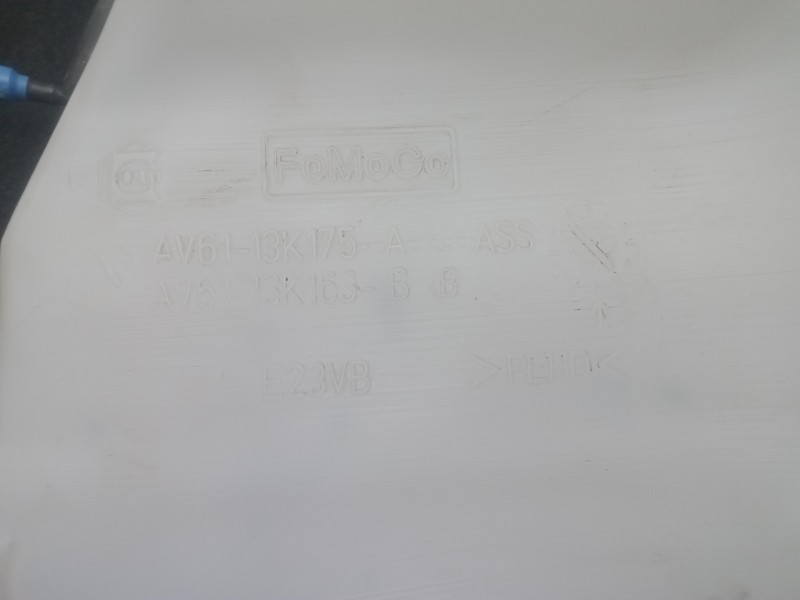 Recambio de deposito limpia para ford c-max 2.0 tdci cat referencia OEM IAM AV6113K175A - AV6113K163B  