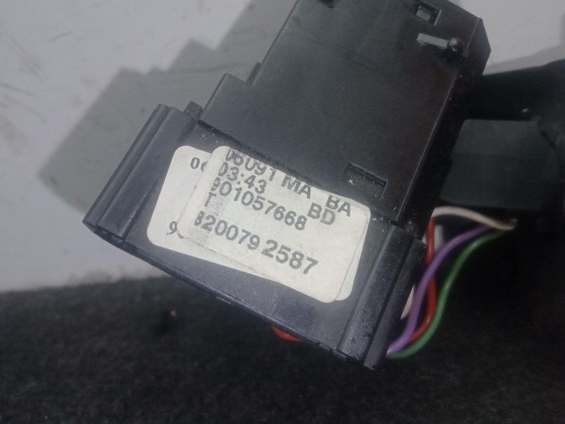 Recambio de mando luces para dacia duster (hs_) 1.5 dci (hsaj) referencia OEM IAM 8200792587  2 NIEBLAS - CLAXON