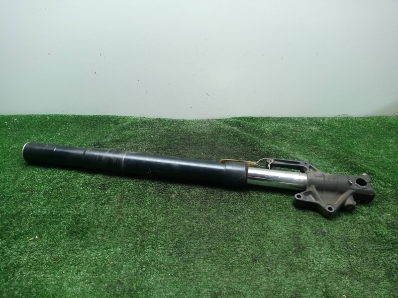 Recambio de horquilla para hyosung gt 650i referencia OEM IAM SIN REFERENCIA IZQUIERDA 