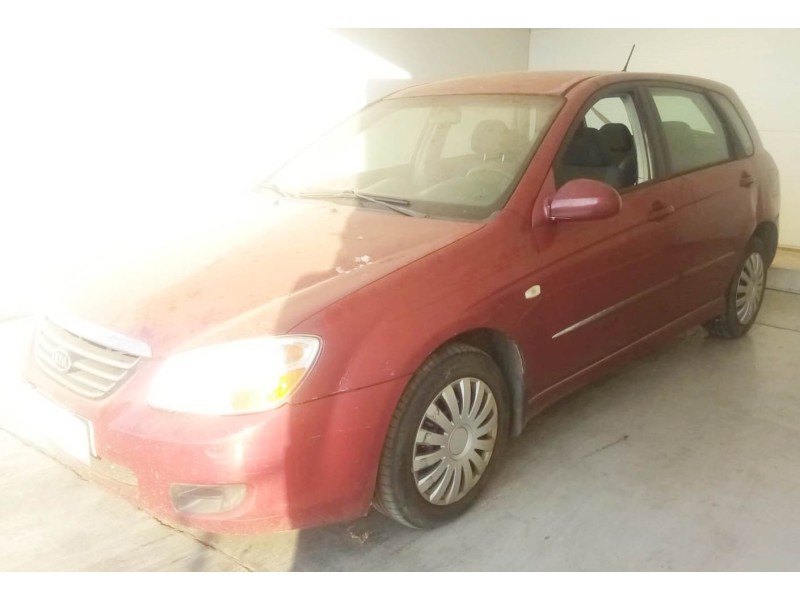 kia cerato i hatchback (ld) del año 2005