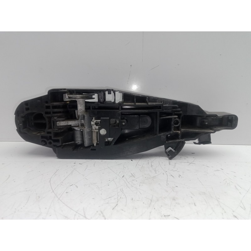 Recambio de maneta exterior trasera izquierda para peugeot 308 1.6 16v e-hdi fap referencia OEM IAM 9802977380 13-17 GRIS