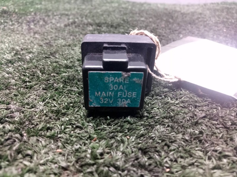 Recambio de rele para hyosung gt 650i referencia OEM IAM 36740HN9100  