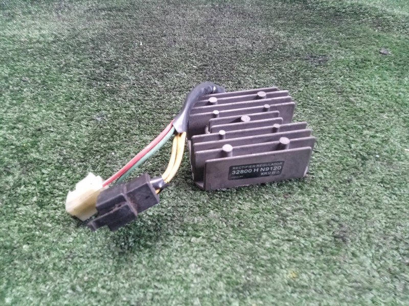 Recambio de modulo electronico para hyosung gt 650i referencia OEM IAM 32800HN9120  