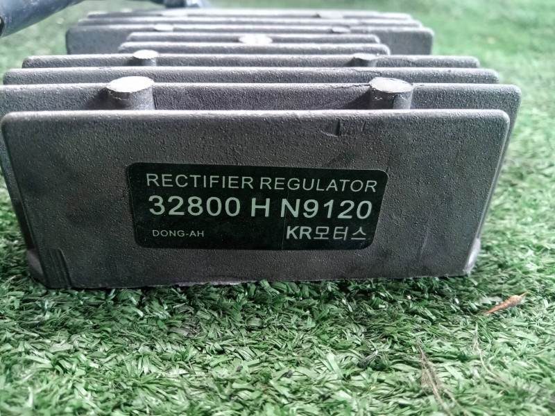 Recambio de modulo electronico para hyosung gt 650i referencia OEM IAM 32800HN9120  