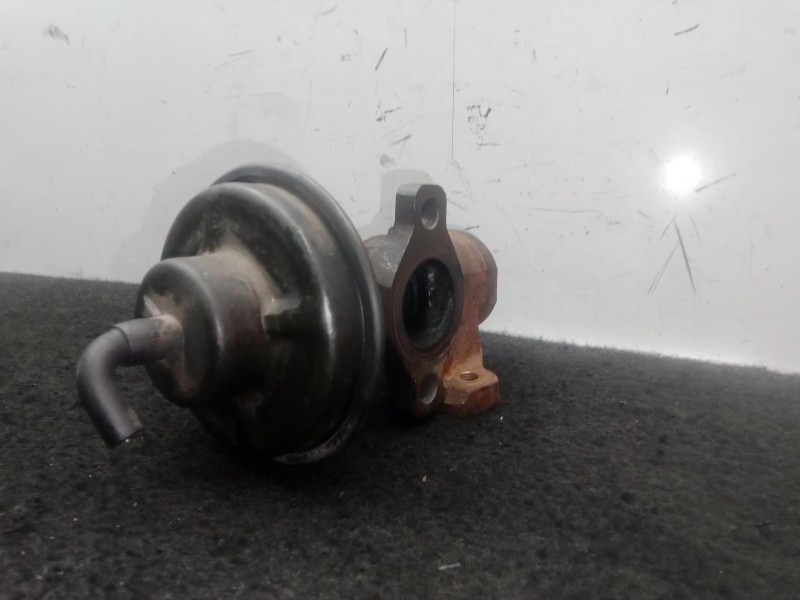 Recambio de valvula egr para ssangyong rodius 2.7 turbodiesel cat referencia OEM IAM .  