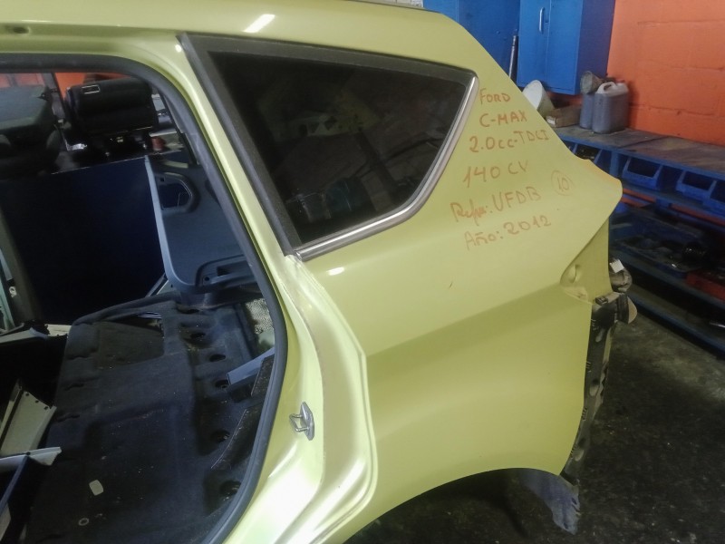 Recambio de aletin trasero izquierdo para ford c-max 2.0 tdci cat referencia OEM IAM   