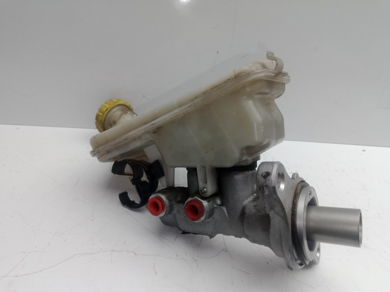 Recambio de bomba freno para peugeot 207 1.4 16v cat (kfu / et3j4) referencia OEM IAM 32067093L 2.PINES 