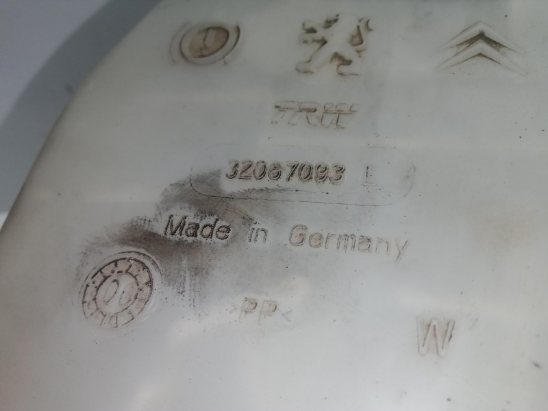 Recambio de bomba freno para peugeot 207 1.4 16v cat (kfu / et3j4) referencia OEM IAM 32067093L 2.PINES 