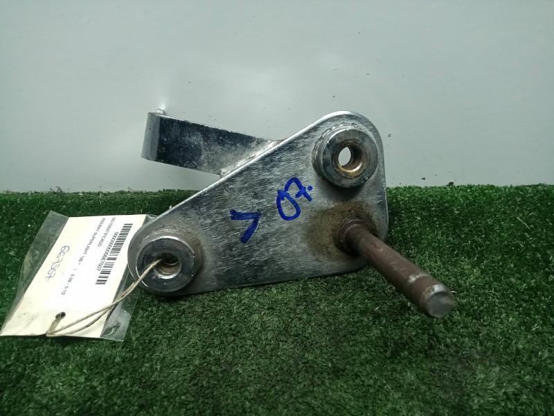 Recambio de no identificado para keeway superlight 125 referencia OEM IAM 58700K0BP000 SOPORTE.IZQUIERDO ESTRIBO