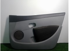 Recambio de guarnecido puerta delantera derecha para renault clio iii 1.2 referencia OEM IAM 8200293530D - 8200293533D  