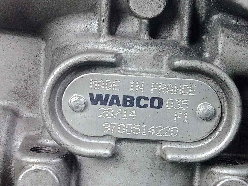 Recambio de bomba embrague para vehiculos fuera decreto ley caravana / remolque caravana referencia OEM IAM 9700514220  