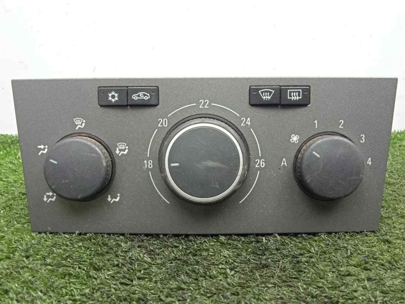 Recambio de mando calefaccion / aire acondicionado para opel zafira b 1.8 16v referencia OEM IAM 13231049  