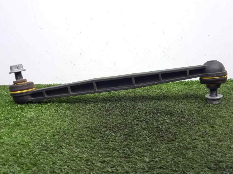 Recambio de bieleta estabilizadora delantera derecha para opel zafira b 1.8 16v referencia OEM IAM 62522358  