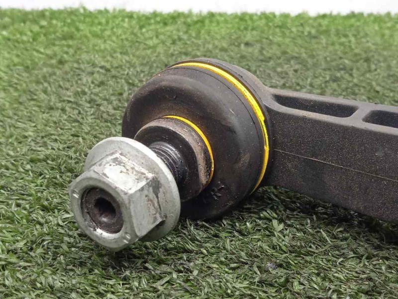 Recambio de bieleta estabilizadora delantera izquierda para opel zafira b 1.8 16v referencia OEM IAM 62522358  