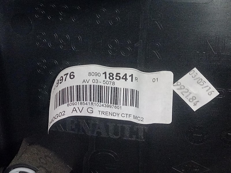 Recambio de guarnecido puerta delantera izquierda para renault clio iv 1.2 16v referencia OEM IAM 809018541R MANETA.INCLUIDA 