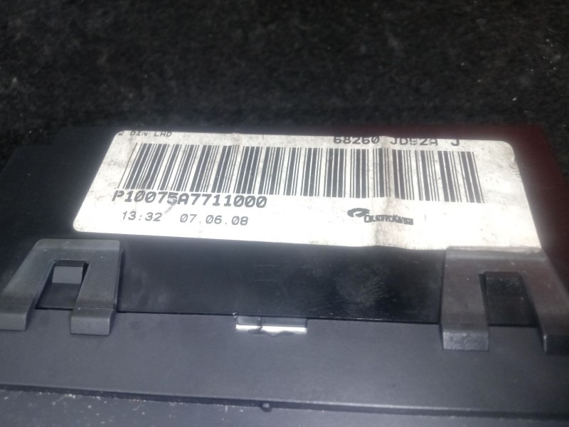 Recambio de modulo electronico para nissan qashqai i (j10, nj10) 2.0 dci referencia OEM IAM 68260JD92AJ - P10075A7711000  